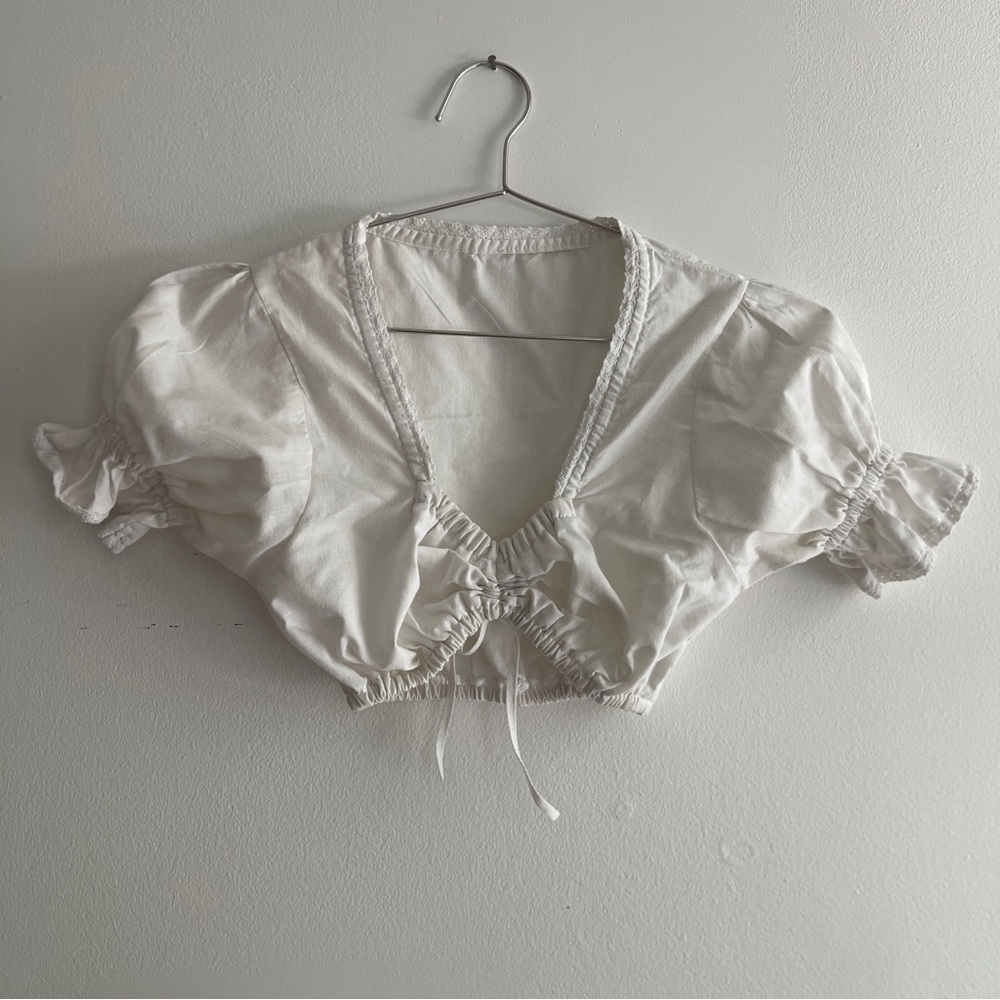 Antique 70s 100% Cotton Prairie White sweetheart neck Puff Sleeve Crop Top
